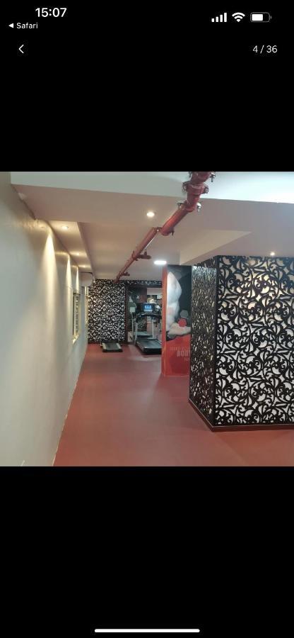Private Room In 2Br Apartment Dubai Exterior photo